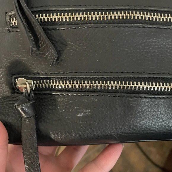 Vintage Black 100% Leather Small Cross‎ Body Purse with Silver Zippers - Picture 4 of 12